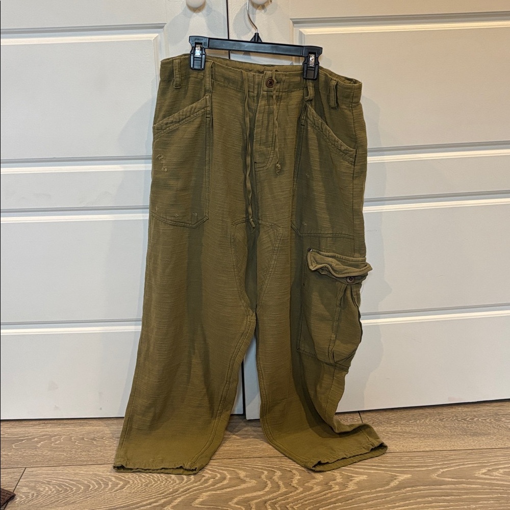 Free People Olive Green Cropped Cargo Pants